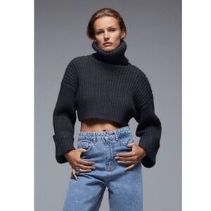 Zara Womens Charcoal Grey Ribbed Chunky Knit Cropped Turtleneck Sweater Size M